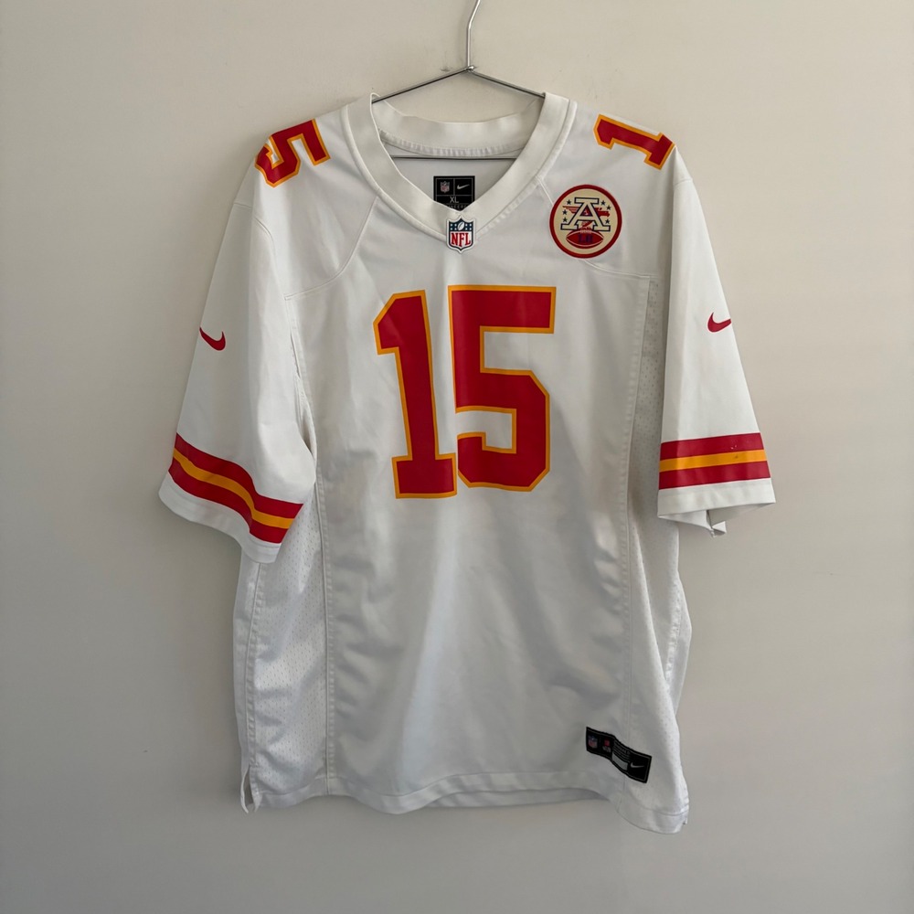 Nike NFL Kansas City Chiefs Patrick Mahomes 15 Jersey White Mens XL